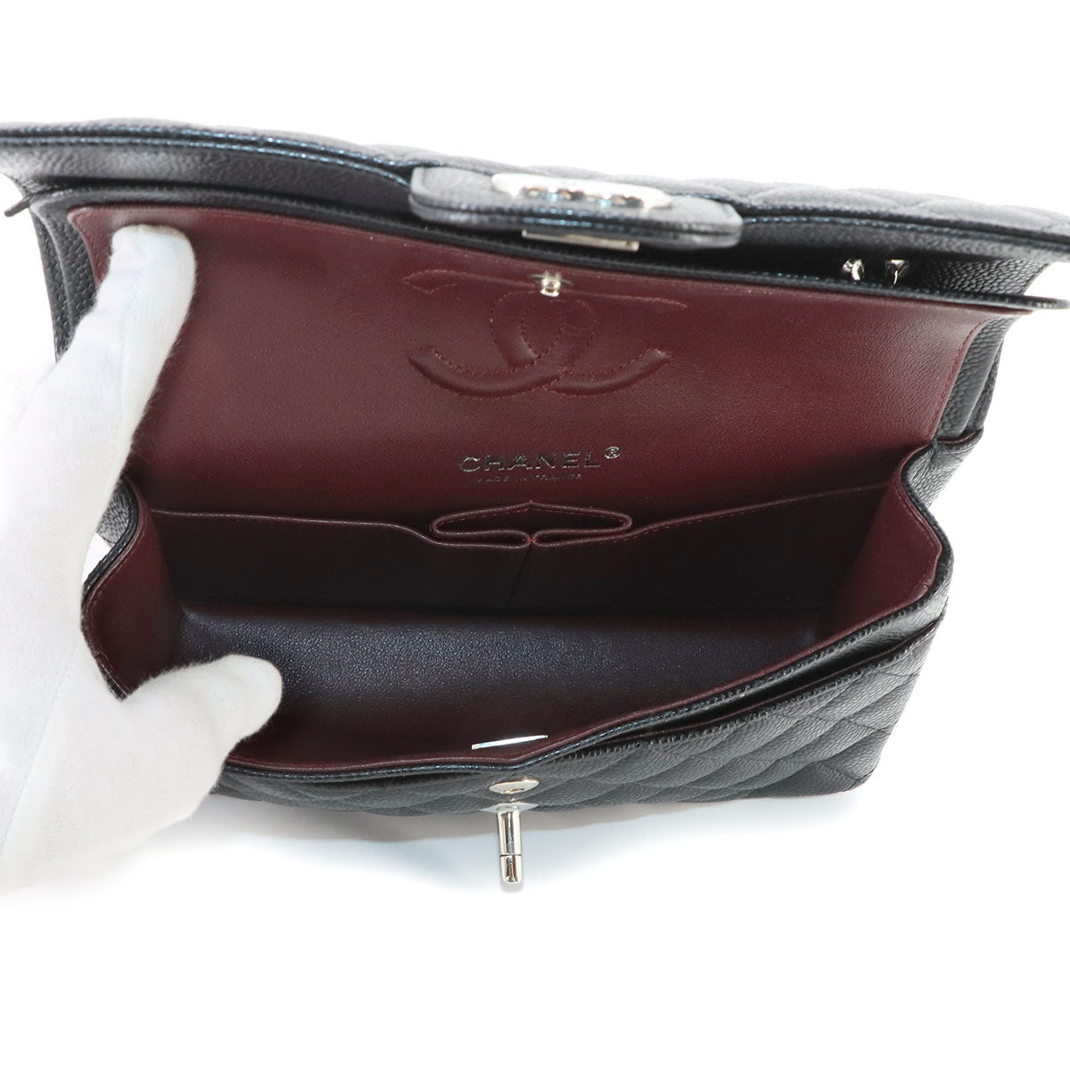 Matelasse 23 Chain Shoulder Bag Leather Black A01113