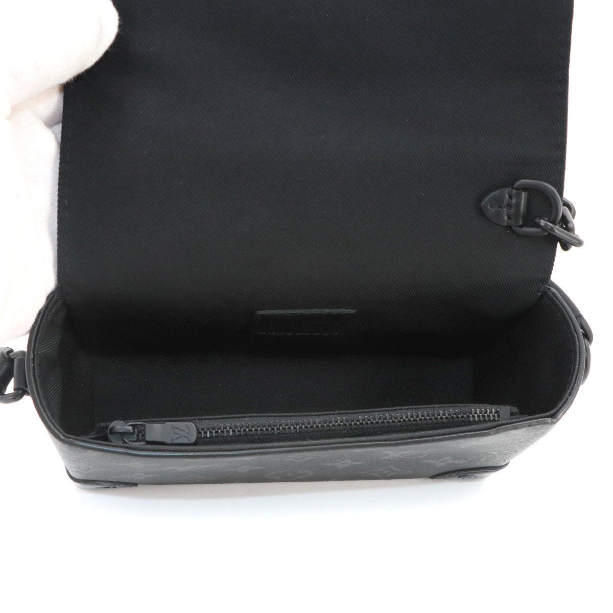 Monogram Eclipse Steamer Wearable Wallet Shoulder Bag
