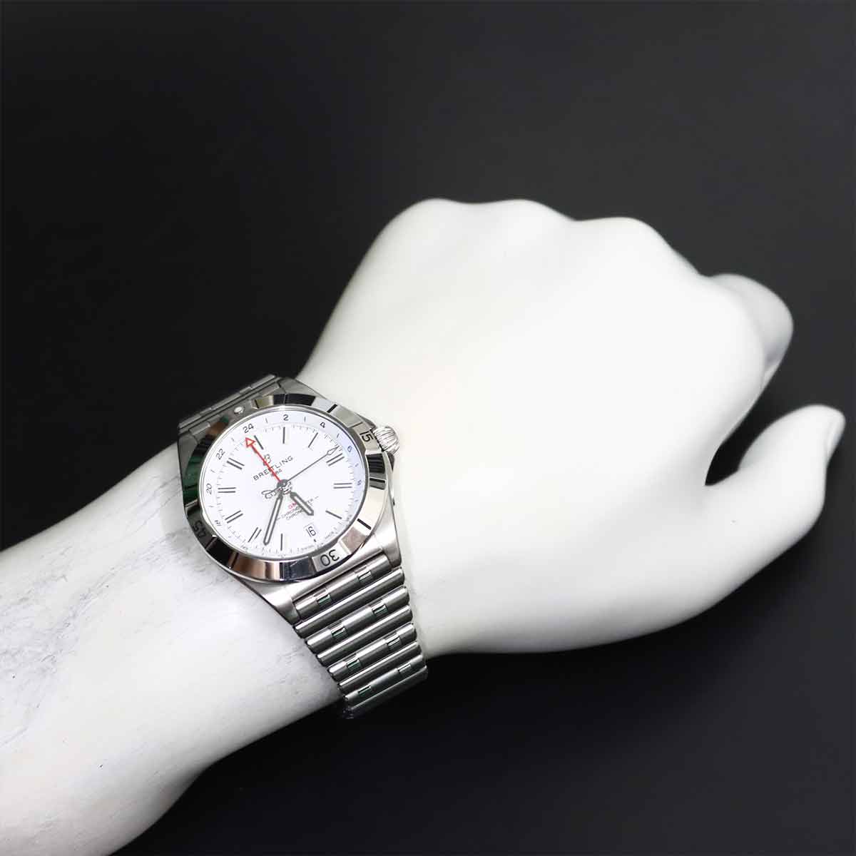 Chronomat GMT A32398 Date White Dial Mens Watch