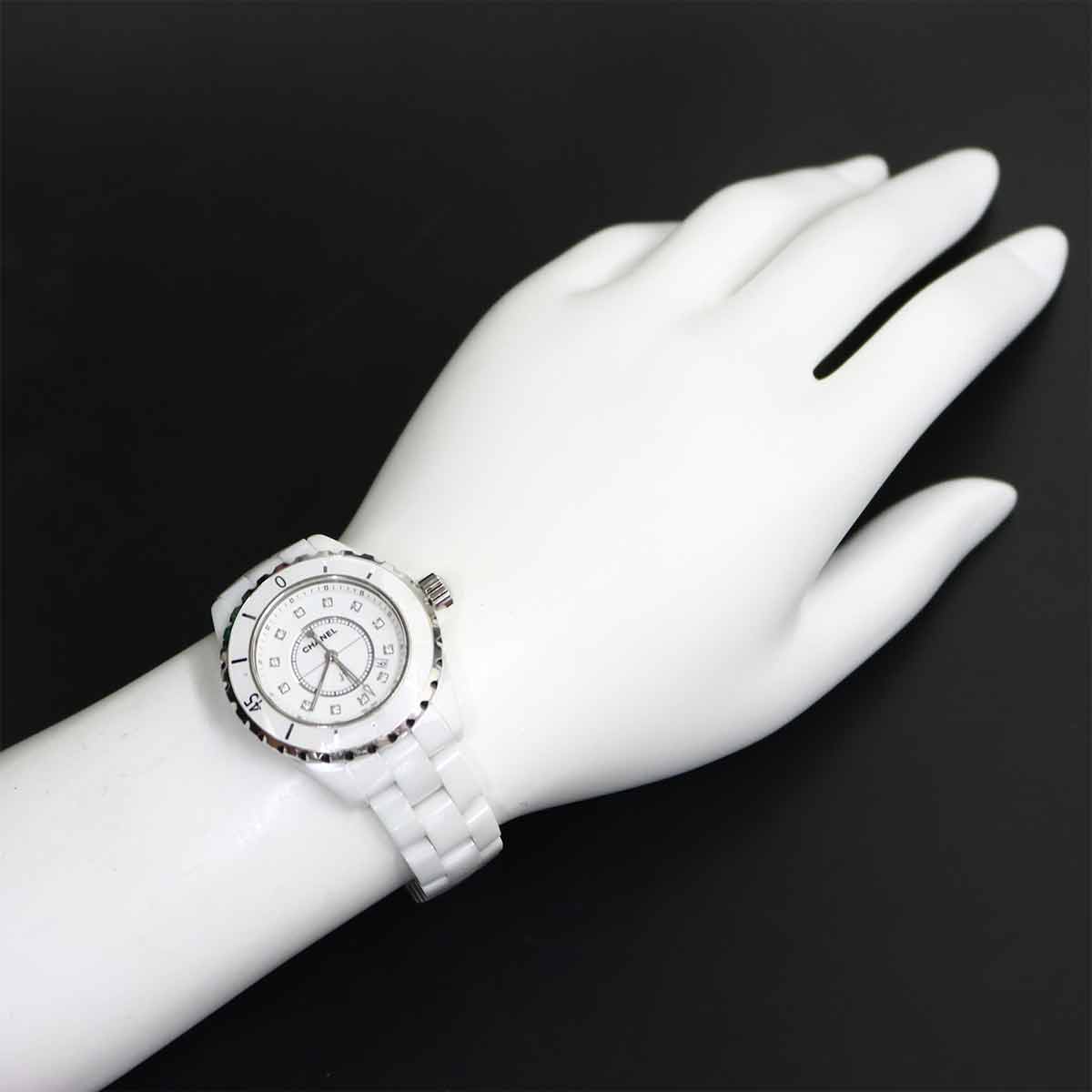 J12 33mm H1628 12P Diamond Quartz White Dial Ladies Watch
