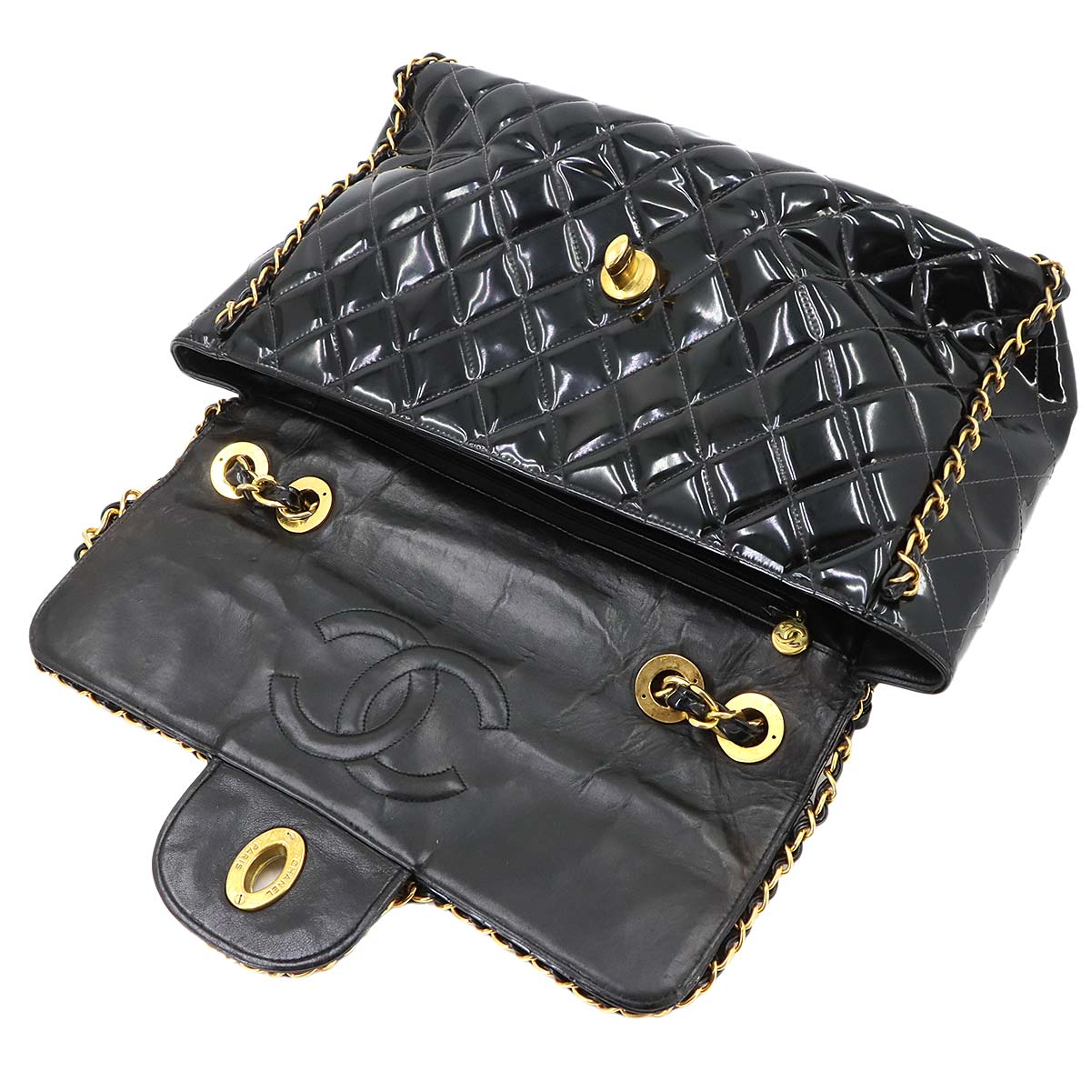 Matelasse 34 Chain Shoulder Bag Enamel Black Vintage Purse