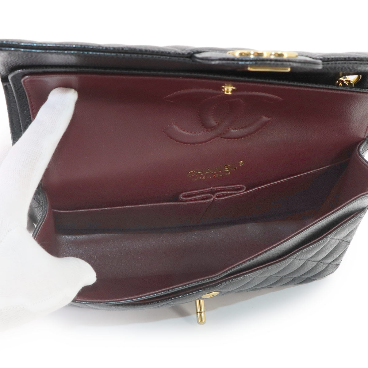 Matelasse 25 Chain Shoulder Bag Leather Black A01112