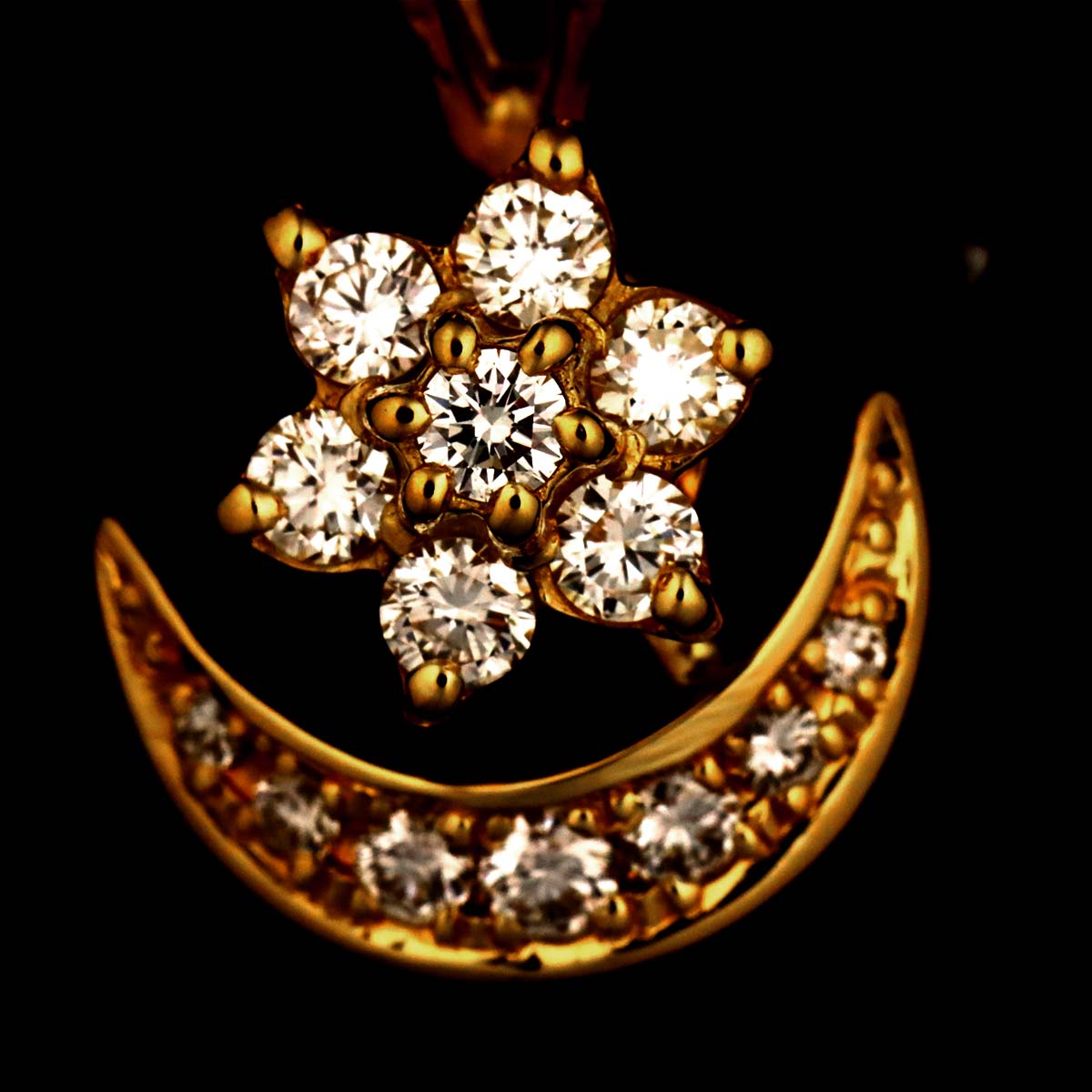Diamond Swing Necklace 18K Yellow Gold 750