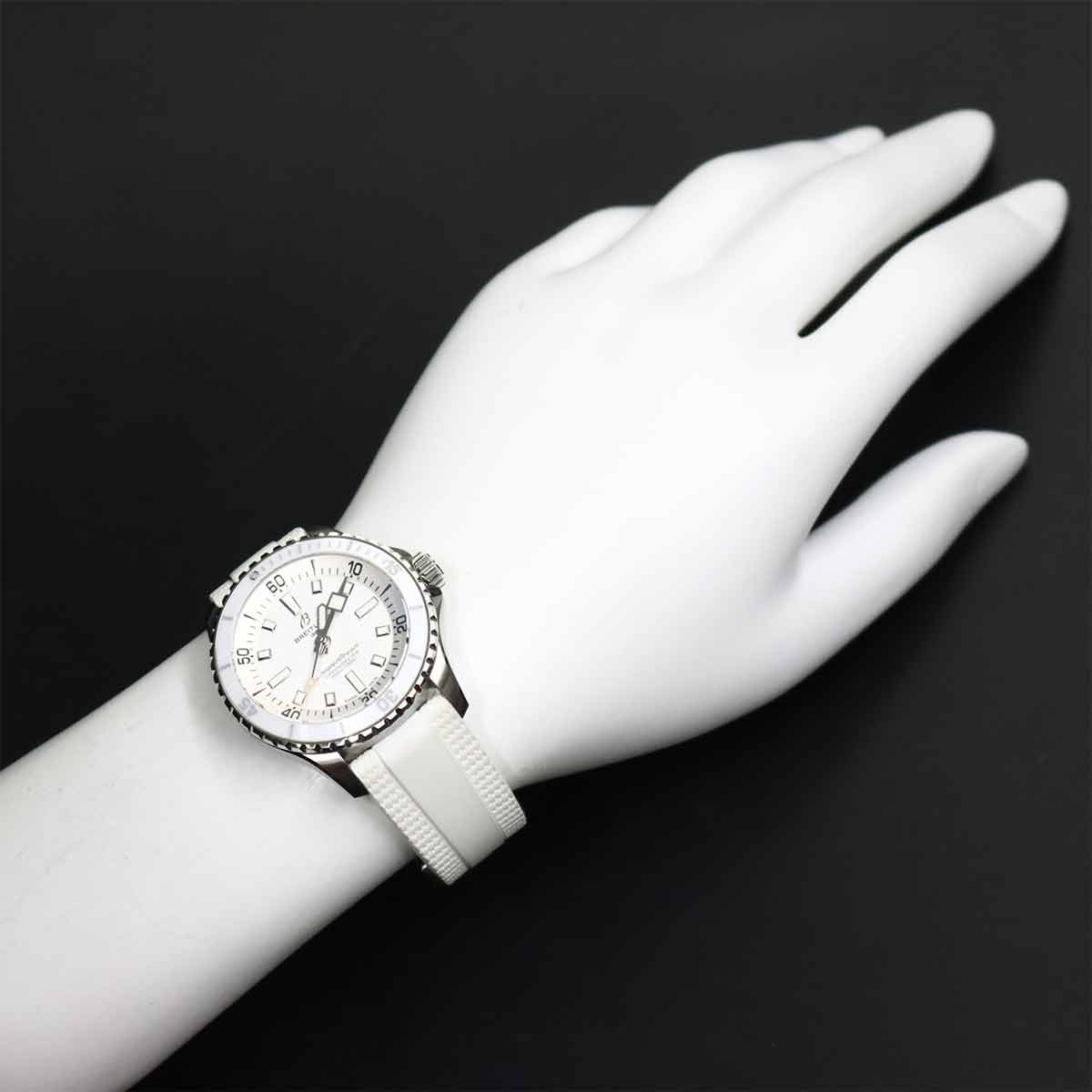 Super Ocean 36mm A17377 Date Automatic White Dial Boys
