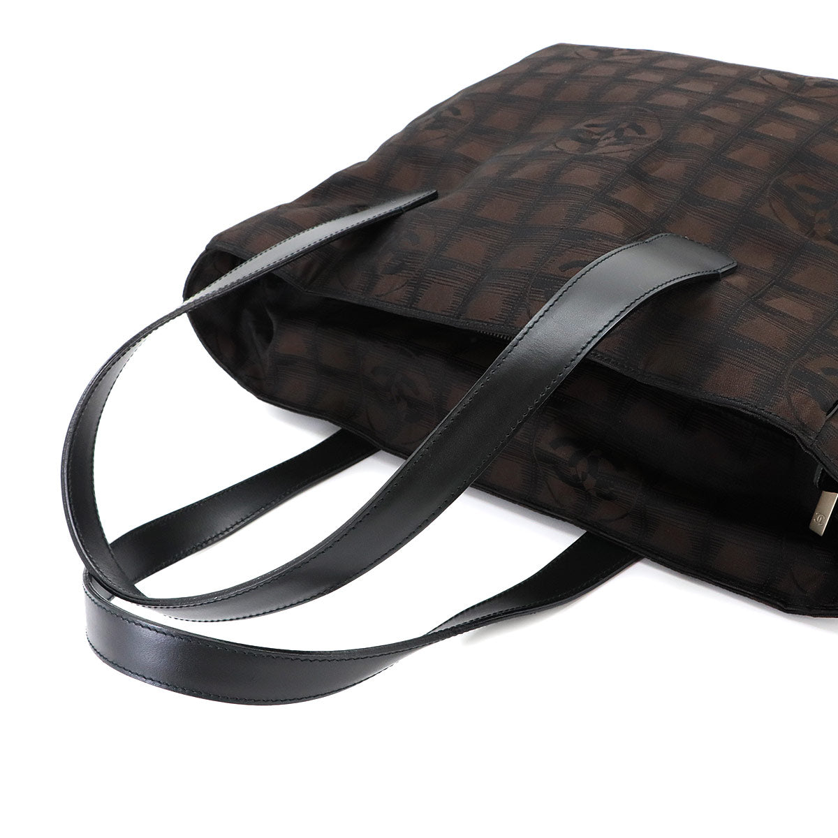 New Travel Line Tote GM Nylon Jacquard Leather Brown A15825