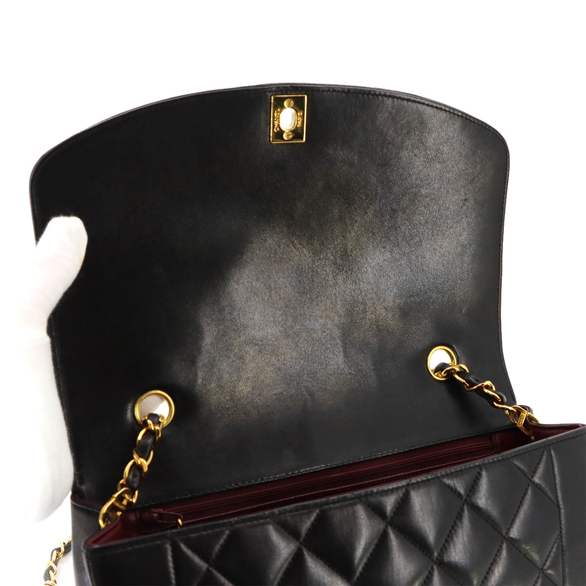 Diana Matelasse 25 Chain Shoulder Bag Leather Black A01165