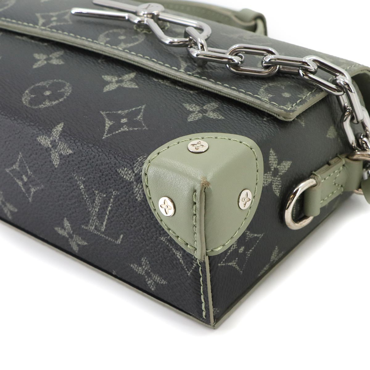 Monogram Gradient Steamer Wearable Wallet M11543 Purse