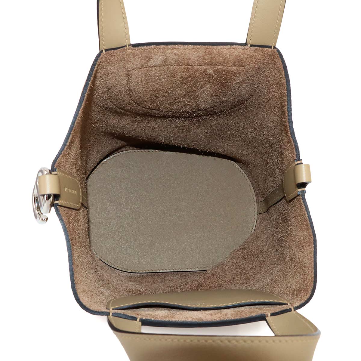 In the Loop 18 Hand Bag Taurillon Clemence Swift Beige Marfa