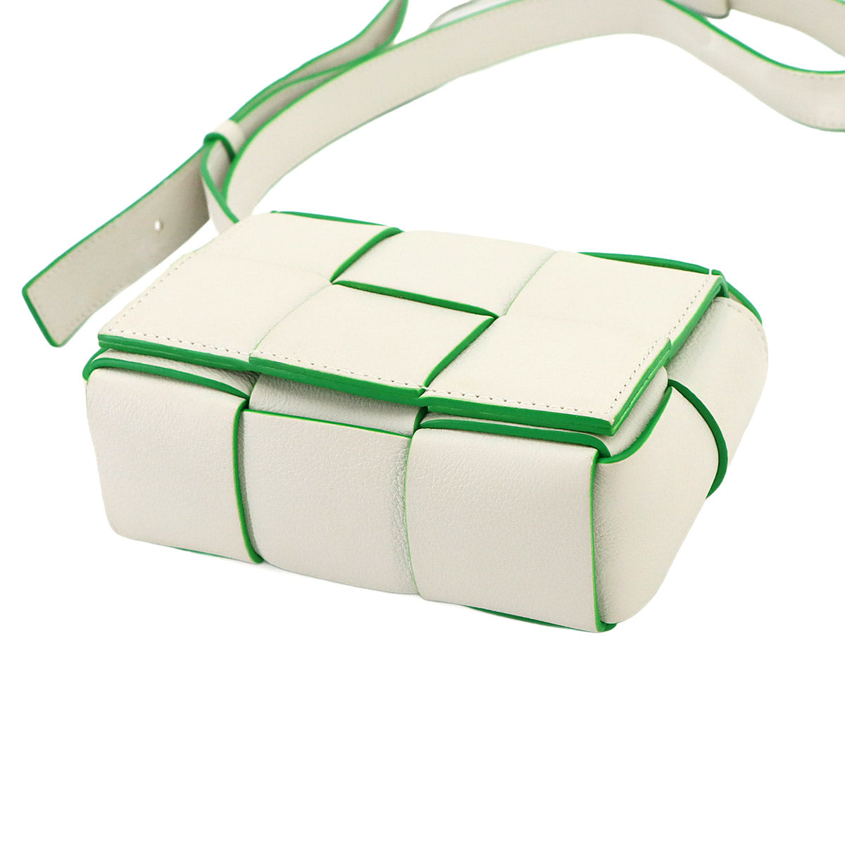 Intrecciato Candy Cassette Shoulder Bag Leather