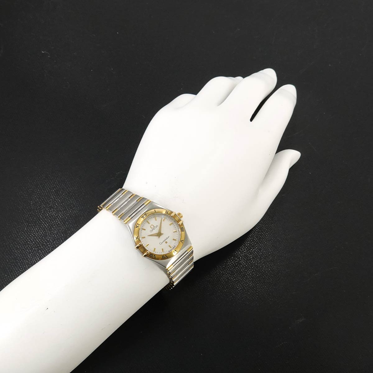 Constellation SM 1372 30 750 YG Quartz Cream Dial