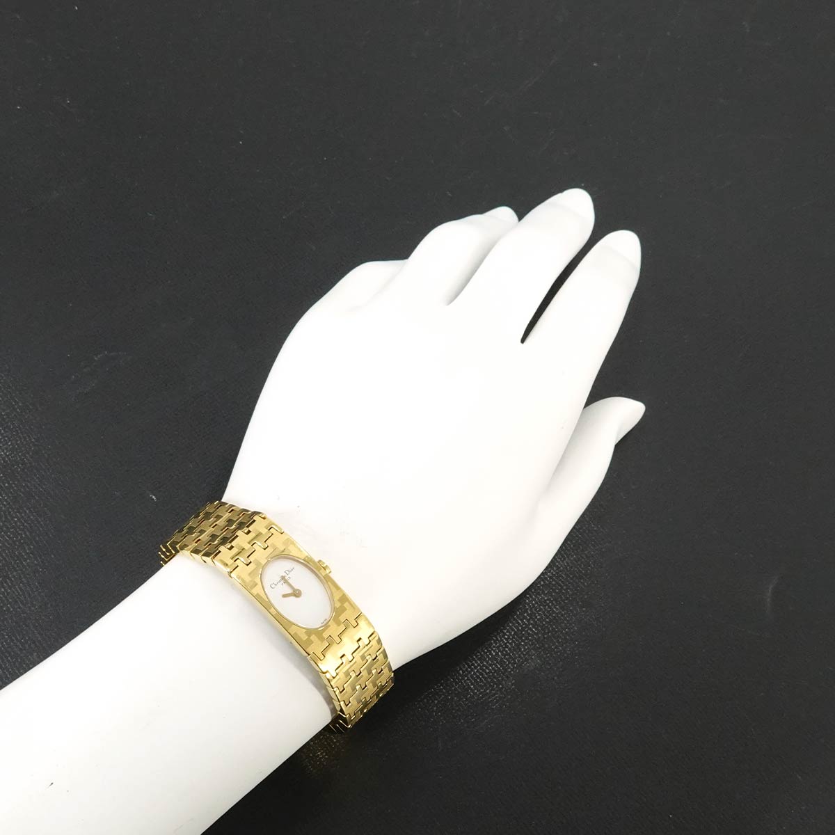 Miss Dior D70 150 Quartz White Dial Ladies Watch