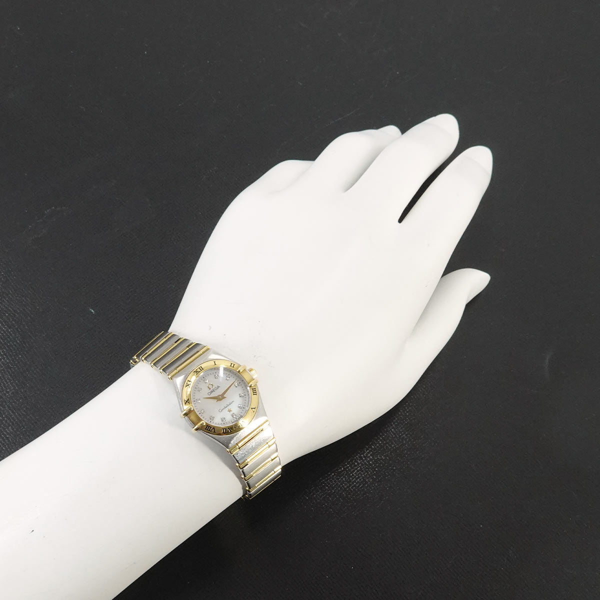 Constellation mini 1262.75 12P Diamond 750 YG White Shell Dial