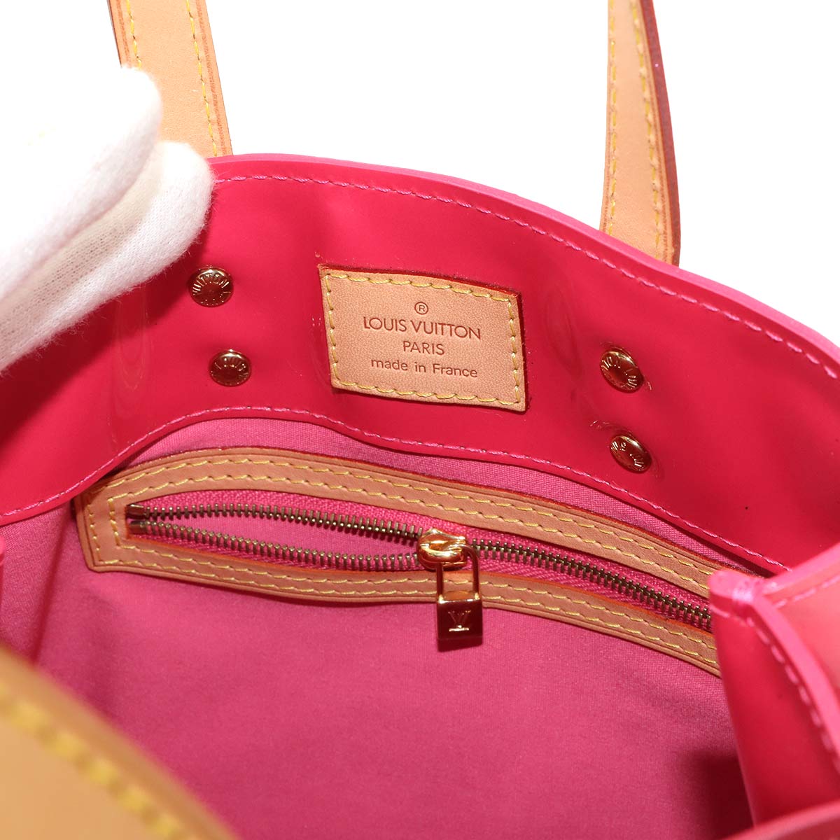 Monogram Vernis Reade PM Hand Bag Framboise M9132F