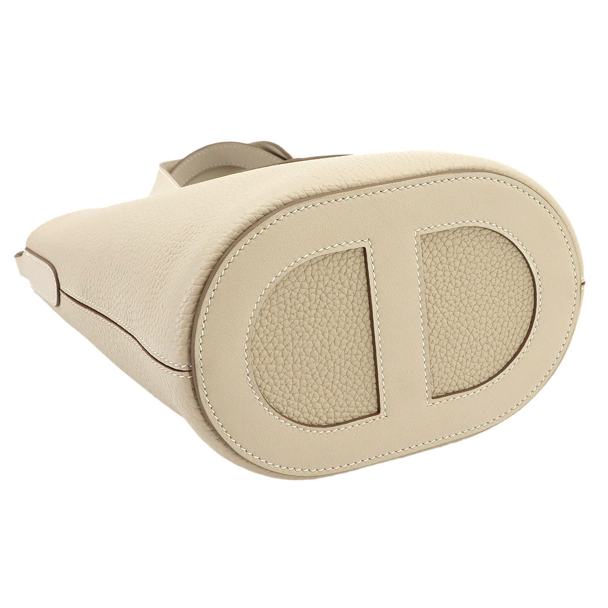 In the Loop 18 Hand Bag Taurillon Clemence Swift Craie
