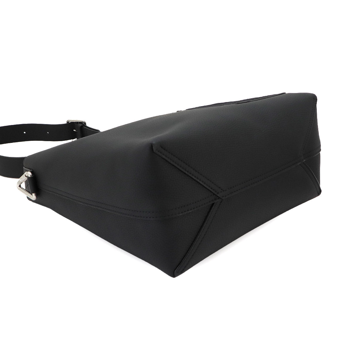 Verso Hobo Shoulder Bag Leather Noir M27022 Reversible