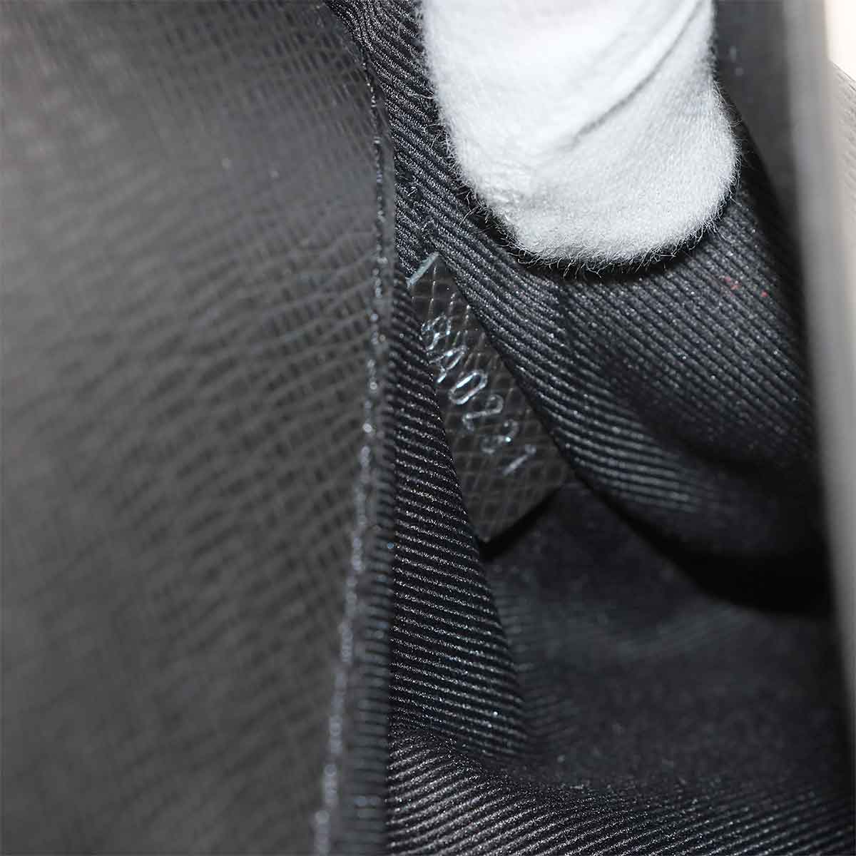 Taiga Alex Backpack Leather Noir M30258 Black Purse