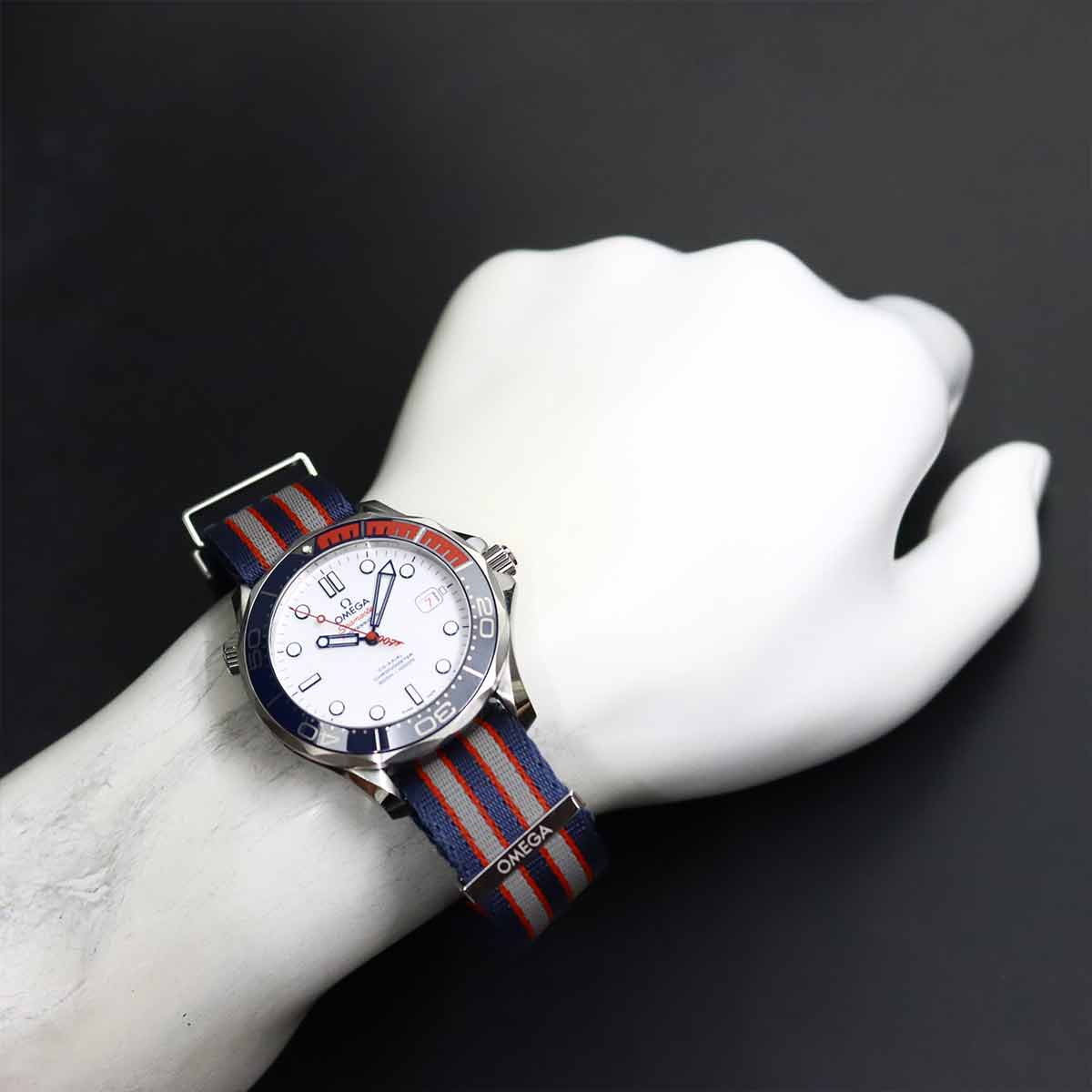 Seamaster Diver 300 007 Limited 212.32.41.20.04.001 Watch