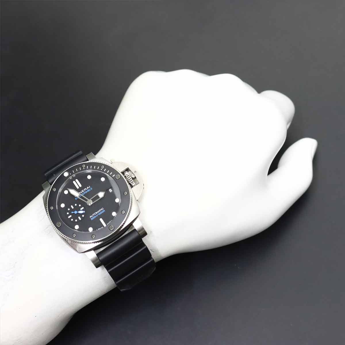 Submersible PAM02683 Automatic Date Black Dial Mens