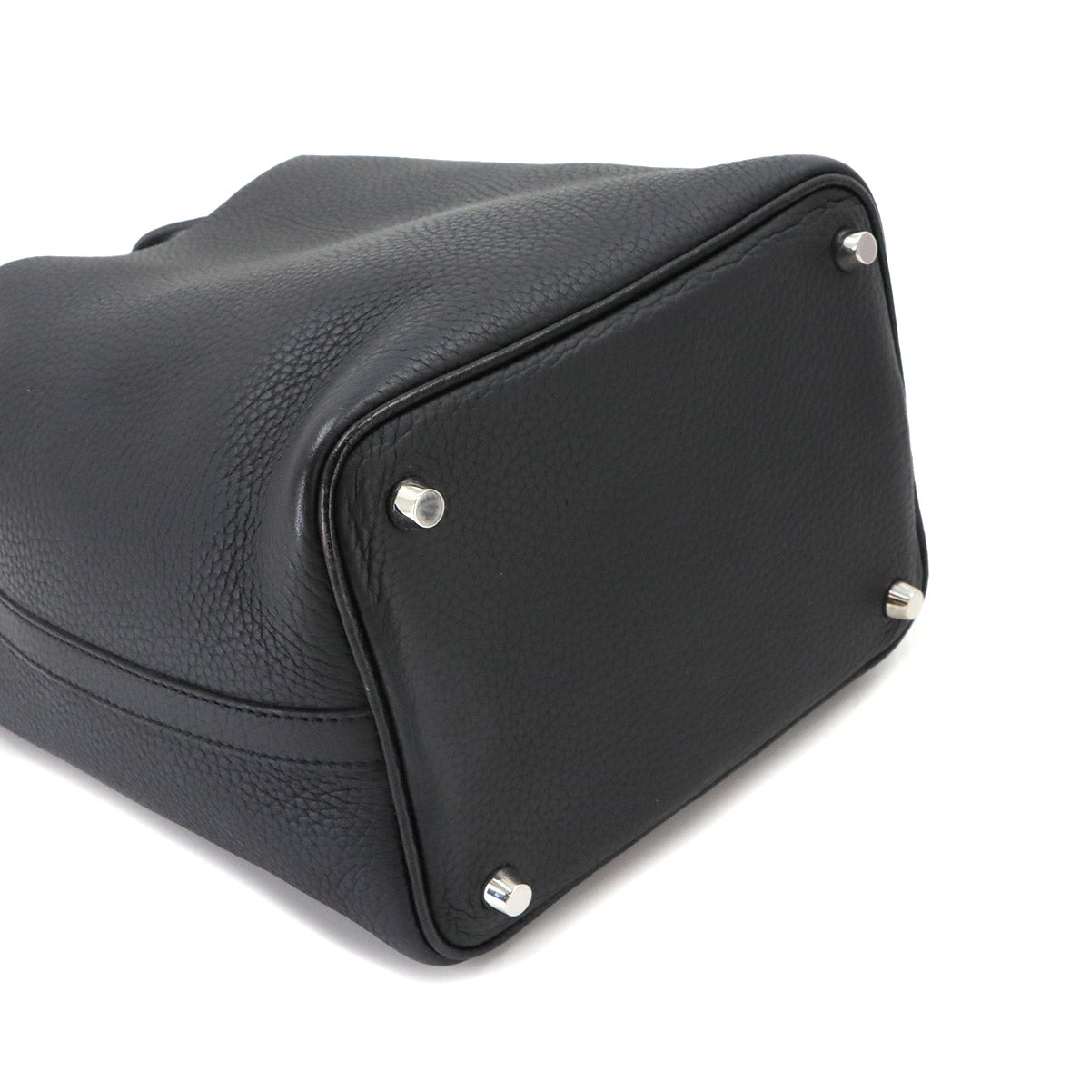 Picotin Lock PM Hand Bag Taurillon Clemence Black