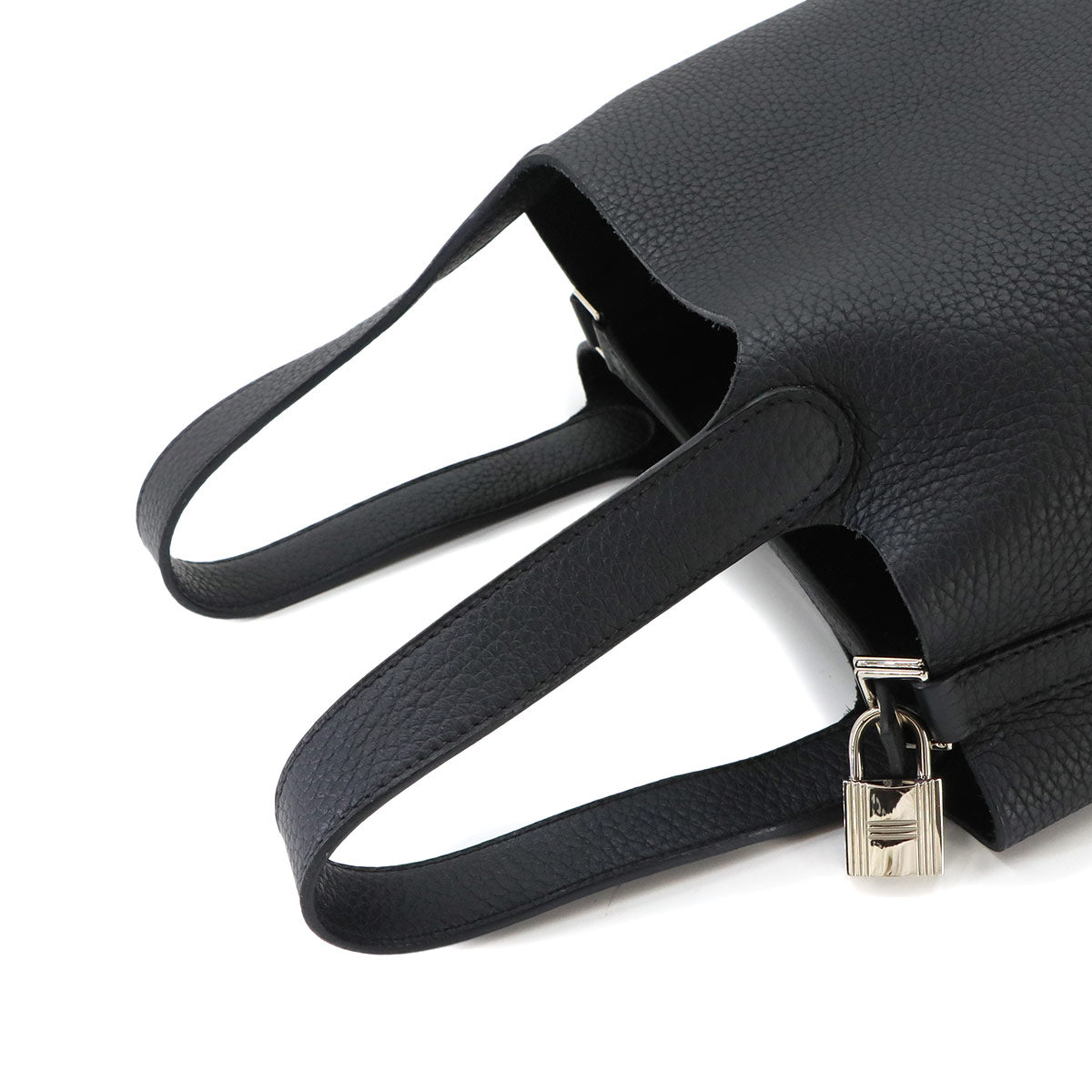 Picotin Lock PM Hand Bag Taurillon Clemence Black