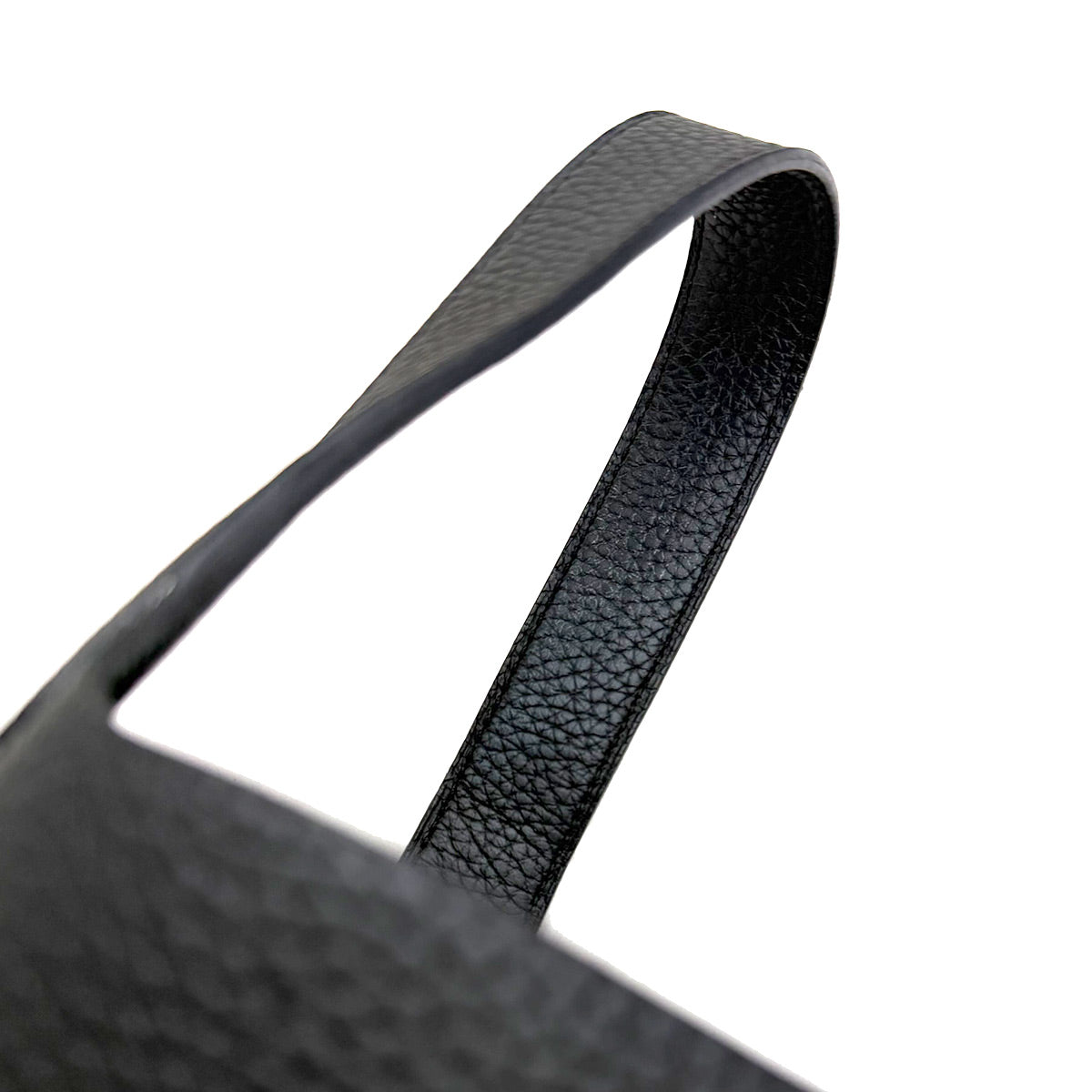 Picotin Lock PM Hand Bag Taurillon Clemence Black