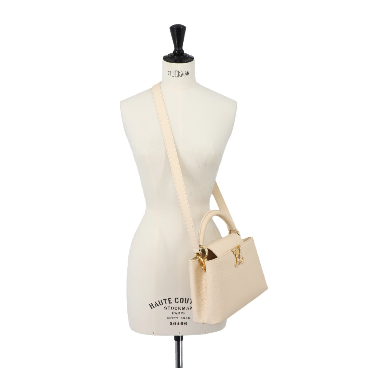 Capucines BB Hand Shoulder Bag Taurillon Leather Beige