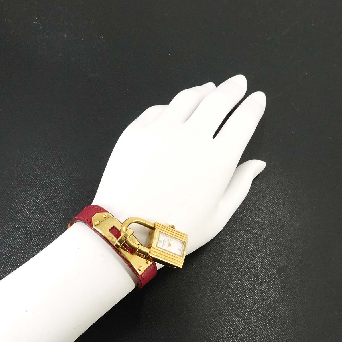 Kelly Watch Vintage Quartz White Dial Ladies Watch