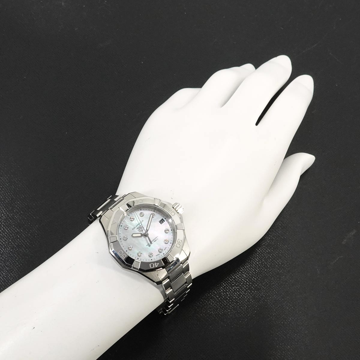 Aqua racer WBP1313 11P Diamond White Shell Dial Boys Watch